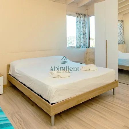 La Perla Dello Ionio Apartman *
