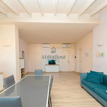 La Perla Dello Ionio Apartman *